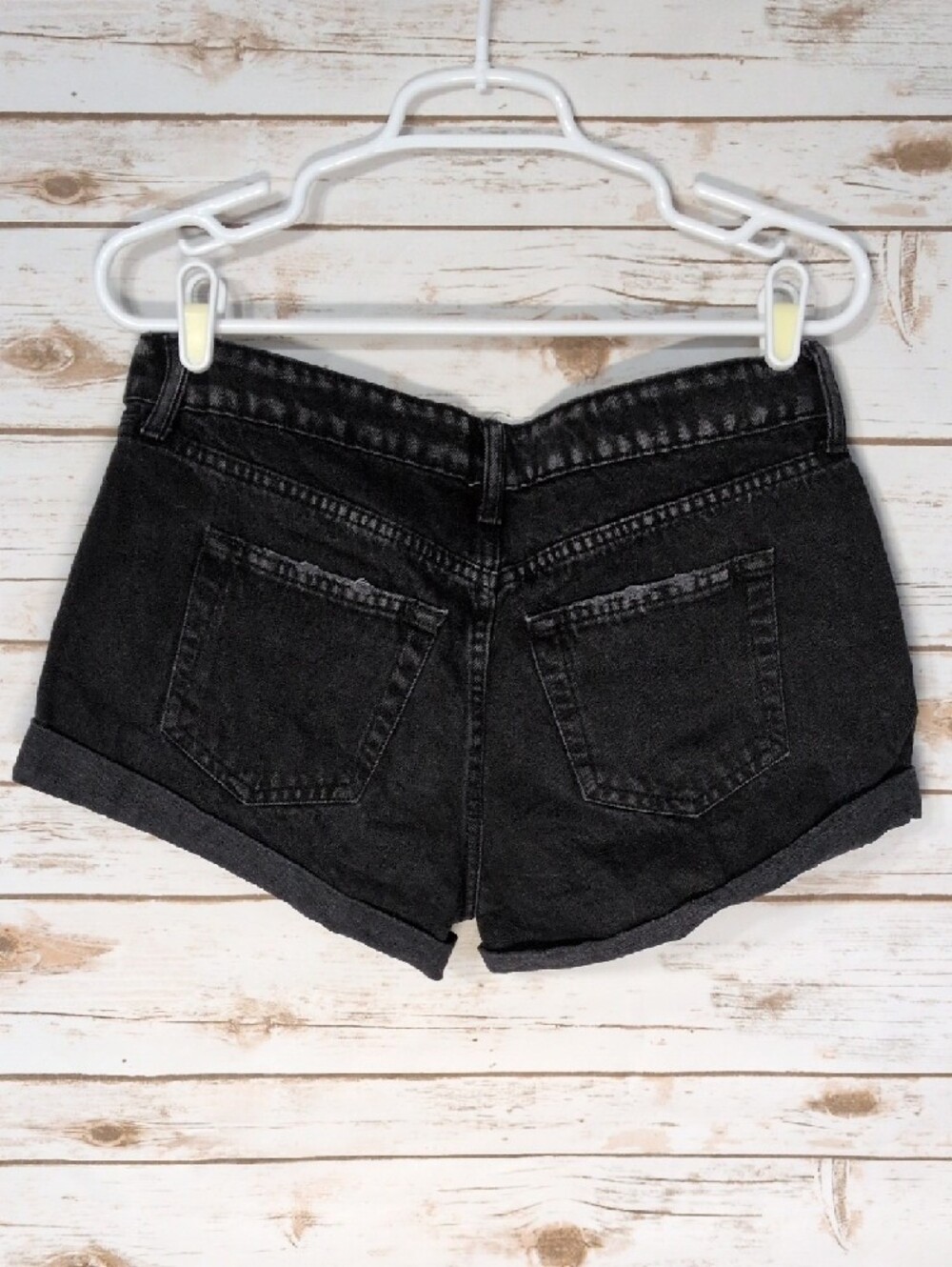 No Boundaries Black Low-Rise Rolled Hem Denim Shorts - Picture 8 of 8